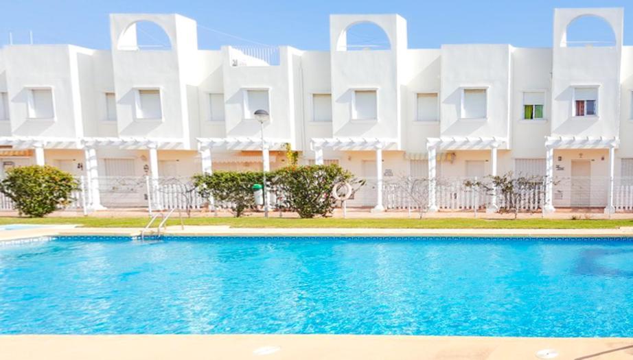 Garden Vistas. Hermoso Duplex Con Patio, Solarium Y Piscina. Вера Экстерьер фото