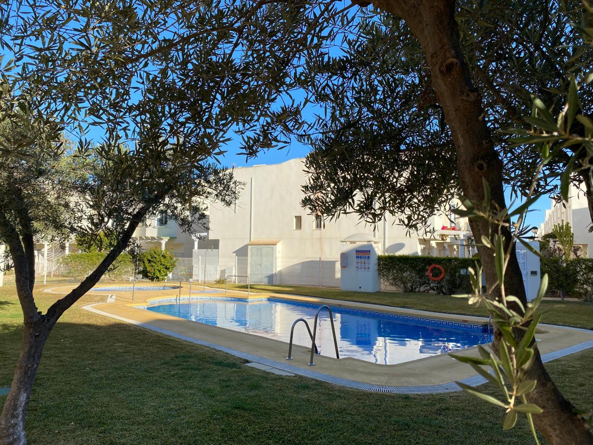Garden Vistas. Hermoso Duplex Con Patio, Solarium Y Piscina. Вера Экстерьер фото